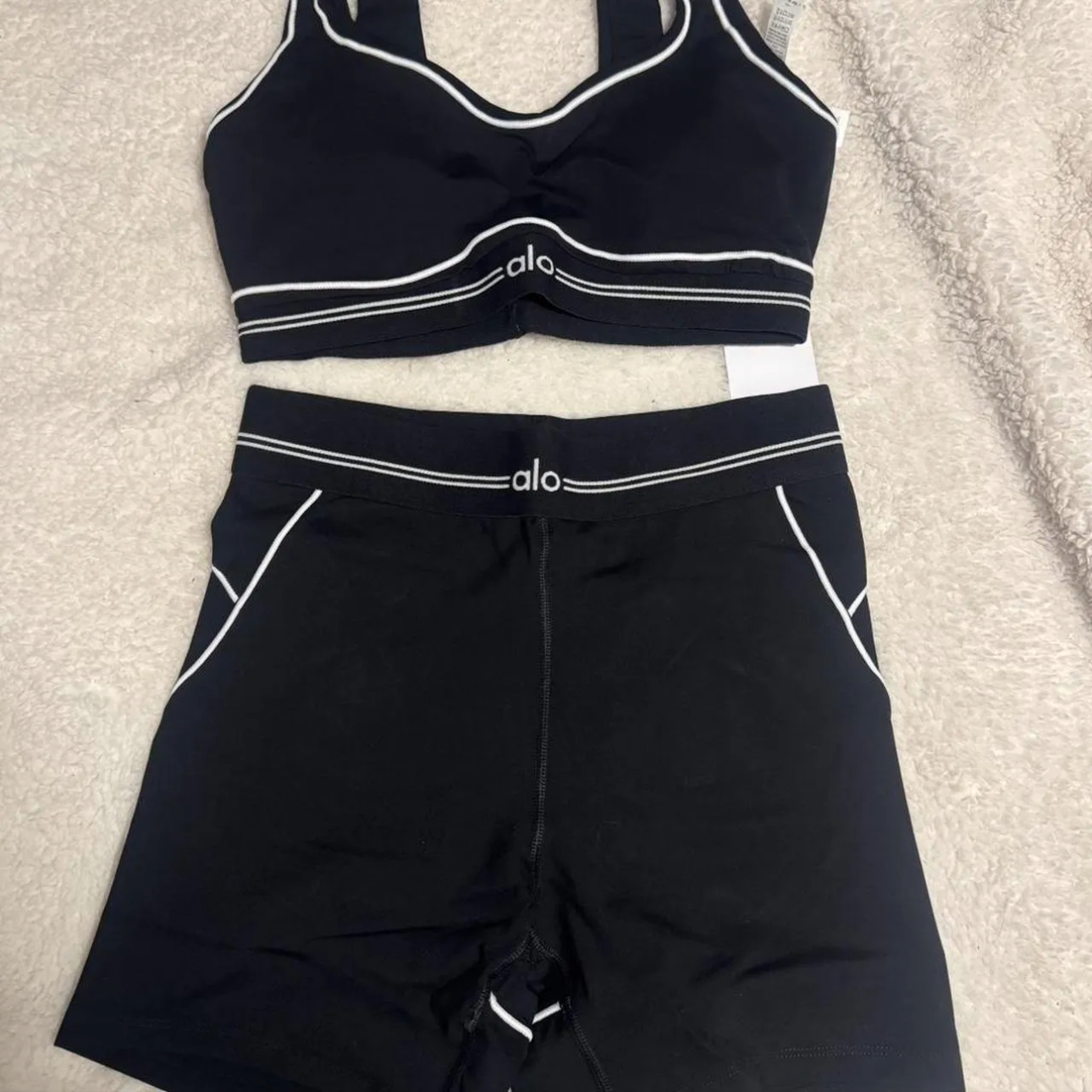 alo shorts set
