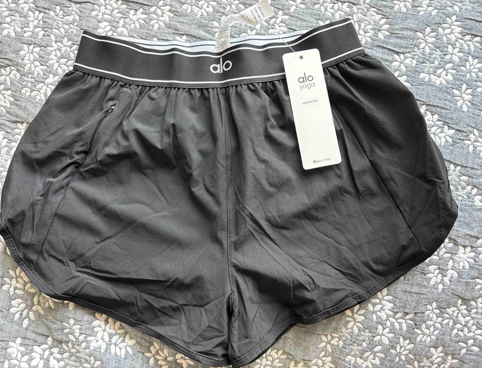 alo shorts